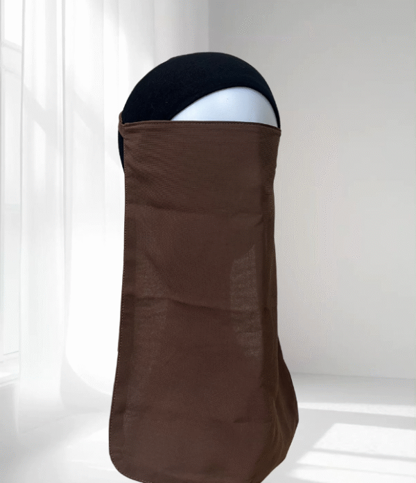 9 Half Niqab