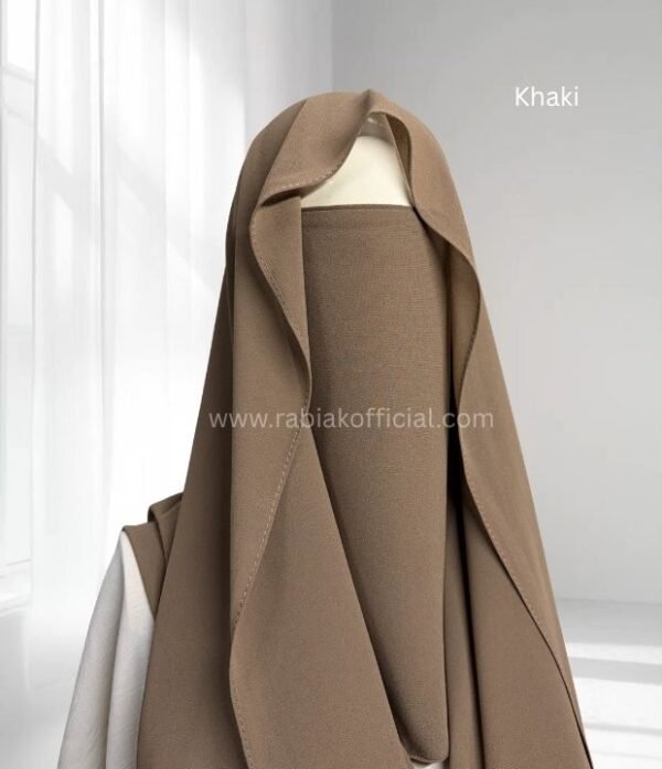 23 Khaki